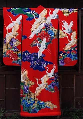 Японское шелковое кимоно "Киёми"